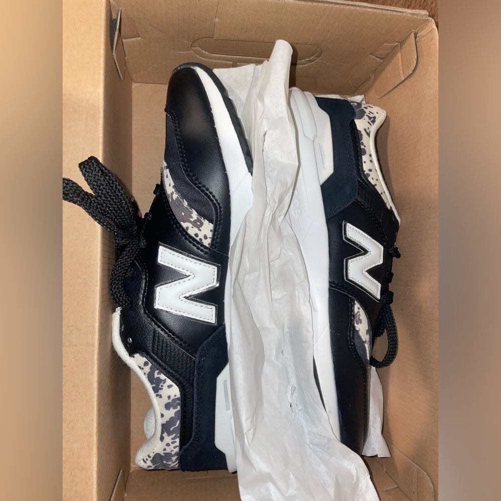 New Balance 997h animal Print Sneaker Women's 9 US